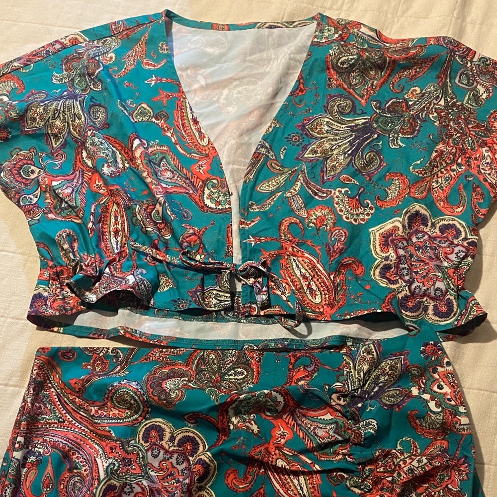 Multi colored Paisley V-Neck 2pc set Teal, Red and Purple Accents